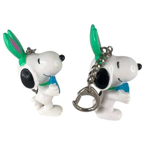4 Peanuts Snoopy Easter Keychain Figurines Bunny Ears Woodstock Scooter PVC VTG - Picture 9 of 9